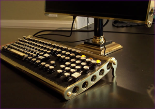 Illustration for article titled Datamancer's Steampunk LCD Monitor is Another Stunner